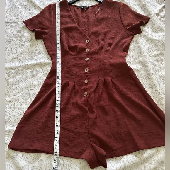 Haute‎ Monde Maroon Jumper V-Neck Seamless Short Sleeves  M Size Medium. NWOT - Picture 10 of 14